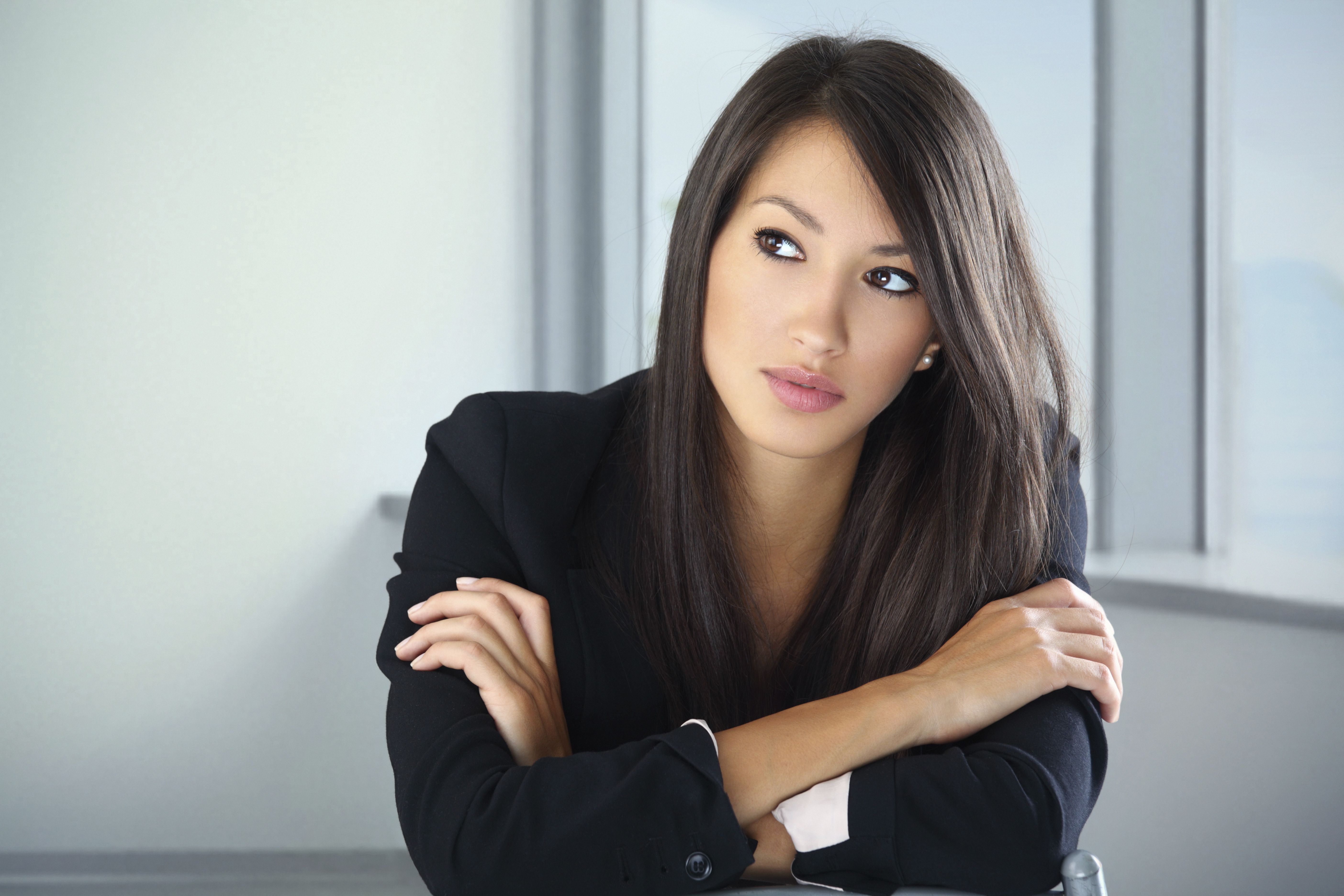 Should women be able to take time off work during their periods?