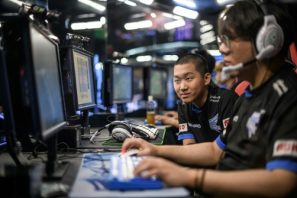 From high school drop-out to Korean gaming superstar.jpg