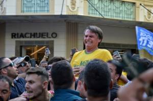 Attacker stabs Brazil's right-wing presidential frontrunner.jpg