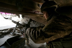 Ukraine says Russia massing troops on border, US warns Moscow.jpg