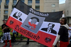 Conspiracy epidemic, born in US, spreads in Europe.jpg