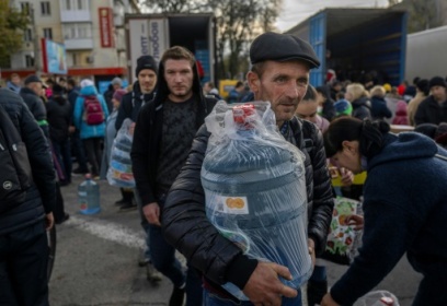 War crimes allegations mount as winter threatens Ukrainians.jpg