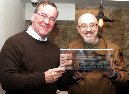 Ukraine promised European tanks, as Russia advances on Bakhmut