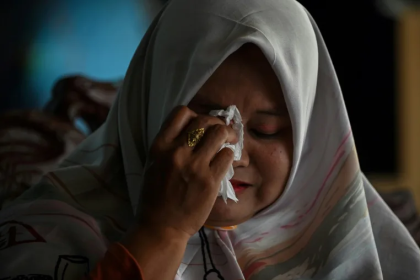 Indonesians fall prey to fake shaman 'magic money' scams.png