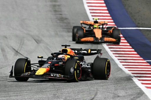 Verstappen hoping to avoid repeat of 2021 nightmare in duel with Norris