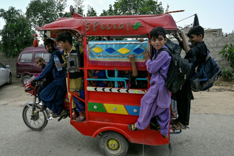 'Education apartheid': schooling in crisis in Pakistan