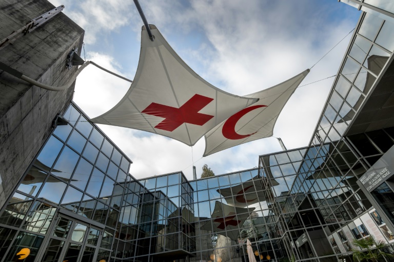 'Image whisperers' bring vision to the blind at Red Cross museum