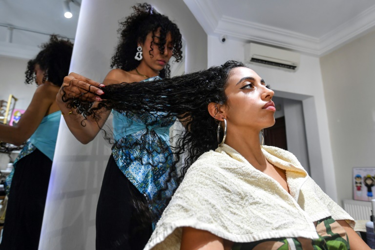 'Curly is beautiful': Tunisian women embrace natural hair