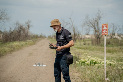 HALO Trust uses drones to detect mines in areas too dangerous for humans to walk - Ivan SAMOILOV (AFP)