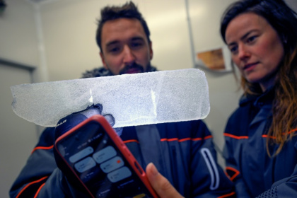 Belgian scientists study Antarctic ice cores - Nicolas TUCAT (AFP)