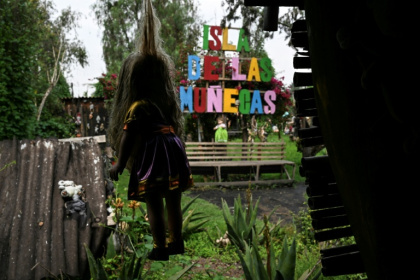 The Island of the Dolls is looked after by the grandnephews of Julian Santana, who began creating the display in 1950 - Yuri CORTEZ (AFP)