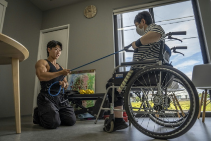 All Visionary employees enjoy free gym access, but the most generous benefits, such as two hours of paid weight training a day, are reserved for competitive bodybuilders - Yuichi YAMAZAKI (AFP)