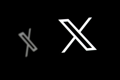 The social media site X was among those affected by the problem - Nicolas TUCAT (AFP)