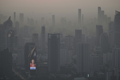 Each winter, large parts of Thailand are plagued by haze caused by weather patterns, seasonal burning, vehicle exhaust and industrial emissions - Lillian SUWANRUMPHA (AFP)