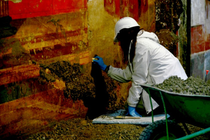 Workers are restoring the luxurious 1st century BC residence of Poppaea Sabina - Filippo MONTEFORTE (AFP)