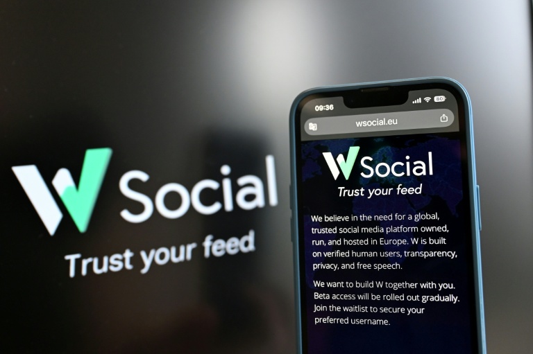 W marks the X-spot: European social network takes on Musk