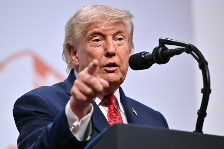 Trump's Iran deal sparks anger among Republican hawks