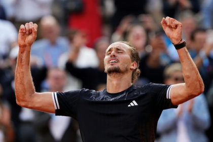 Alexander Zverev finally won his maiden Grand Slam title - Dimitar DILKOFF (AFP)