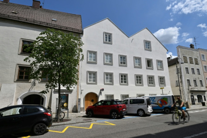 Adolf Hitler's house on Braunau-am-Inn had become a meeting-place for neo-Nazis - KERSTIN JOENSSON (AFP)
