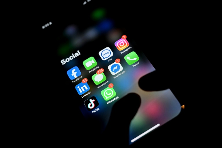 Amusing or addictive? The algorithms powering our social feeds