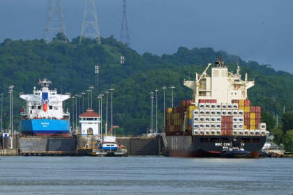 The El Nino weather phenomenon in the Pacific Ocean has caused Panama to declare a nationwide emergency and reconsider the number of ships sailing through the Panama Canal - ARNULFO FRANCO (AFP)