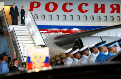 Wars in the Middle East and Ukraine, as well as global trade turbulance and oil are expected to be discussed at the summit - Vladimir SMIRNOV (AFP)